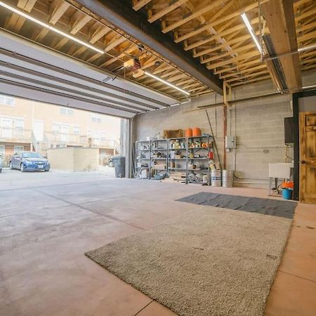 Chicago Mid-Century Gem Steps From United Center 빌라 외부 사진