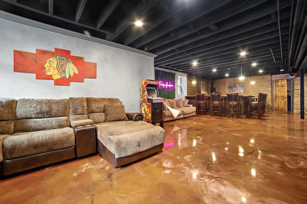 Chicago Mid-Century Gem Steps From United Center 빌라 외부 사진