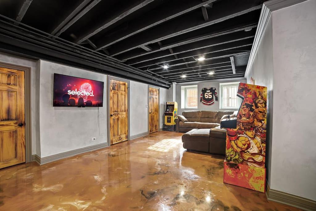 Chicago Mid-Century Gem Steps From United Center 빌라 외부 사진